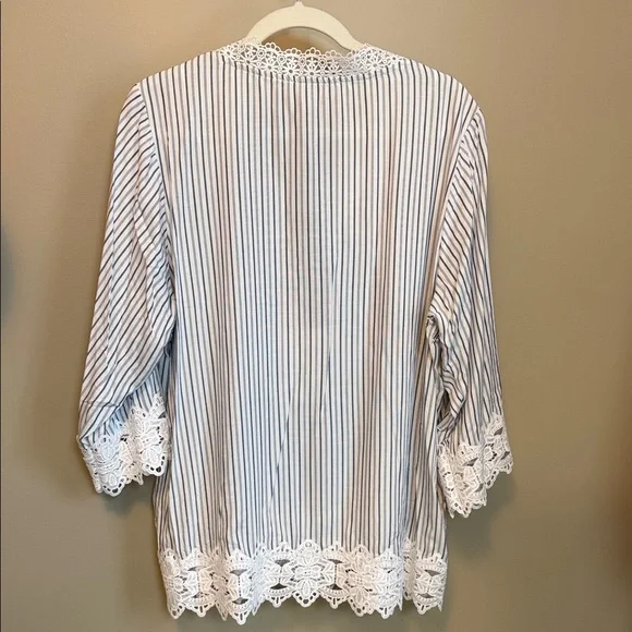 Catherine Malandrino Size 1X Cottagecore Blue and White Striped Blouse with Lace - Picture 6 of 10